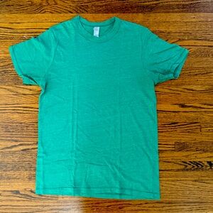 Alternative Earth Tri-Blend Short Sleeve T-Shirt in Kelly Green | Men’s Small